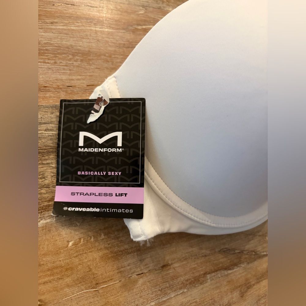 NWT Maidenform Ultimate Stay Put Strapless Underwire Bra#SE6990, 40D‎
